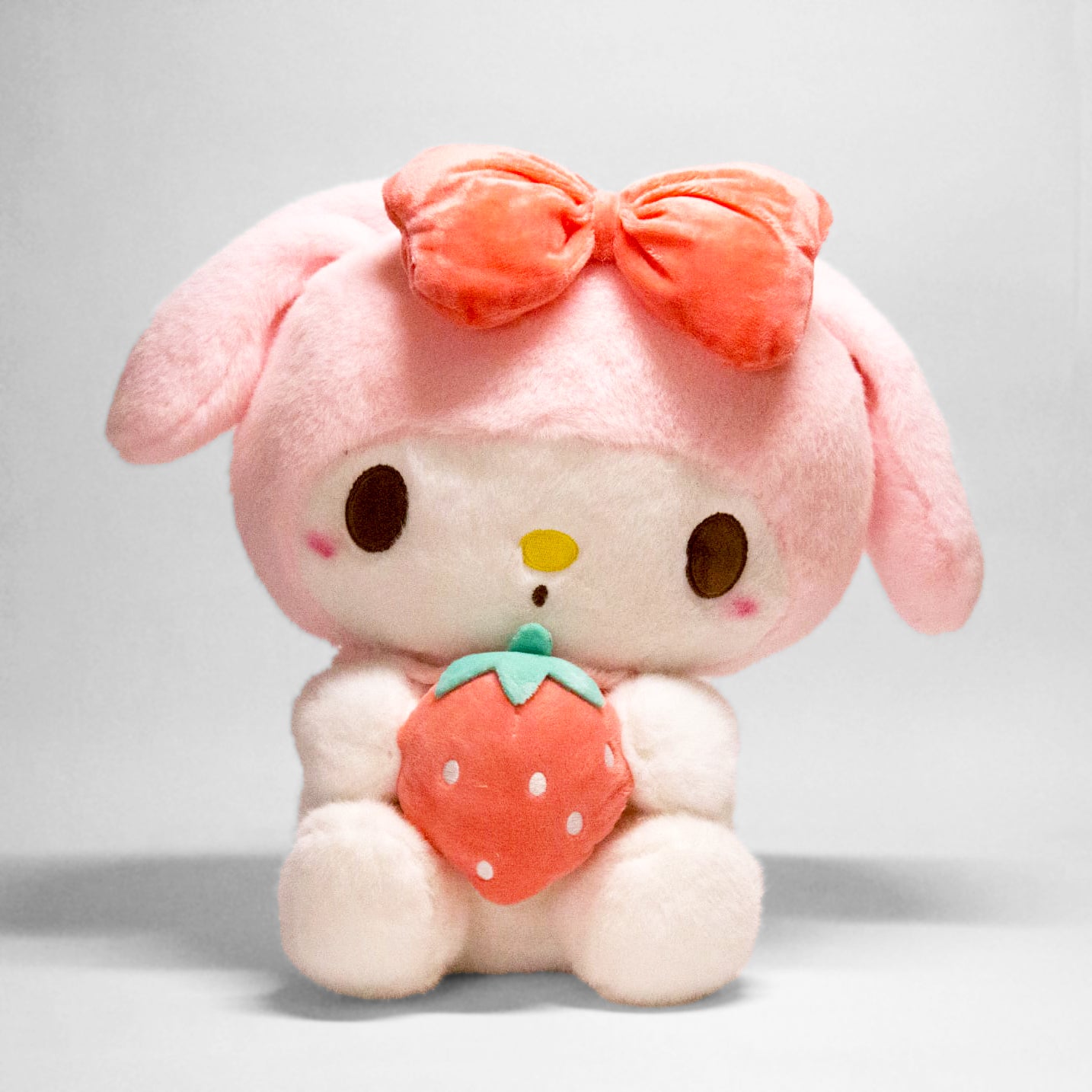 Peluche My Melody con fresa