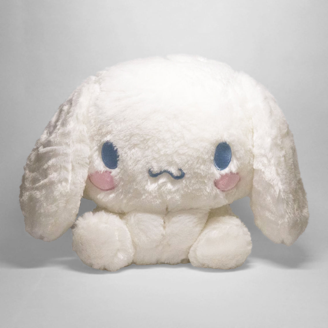 Peluche Cinnamoroll sonriendo