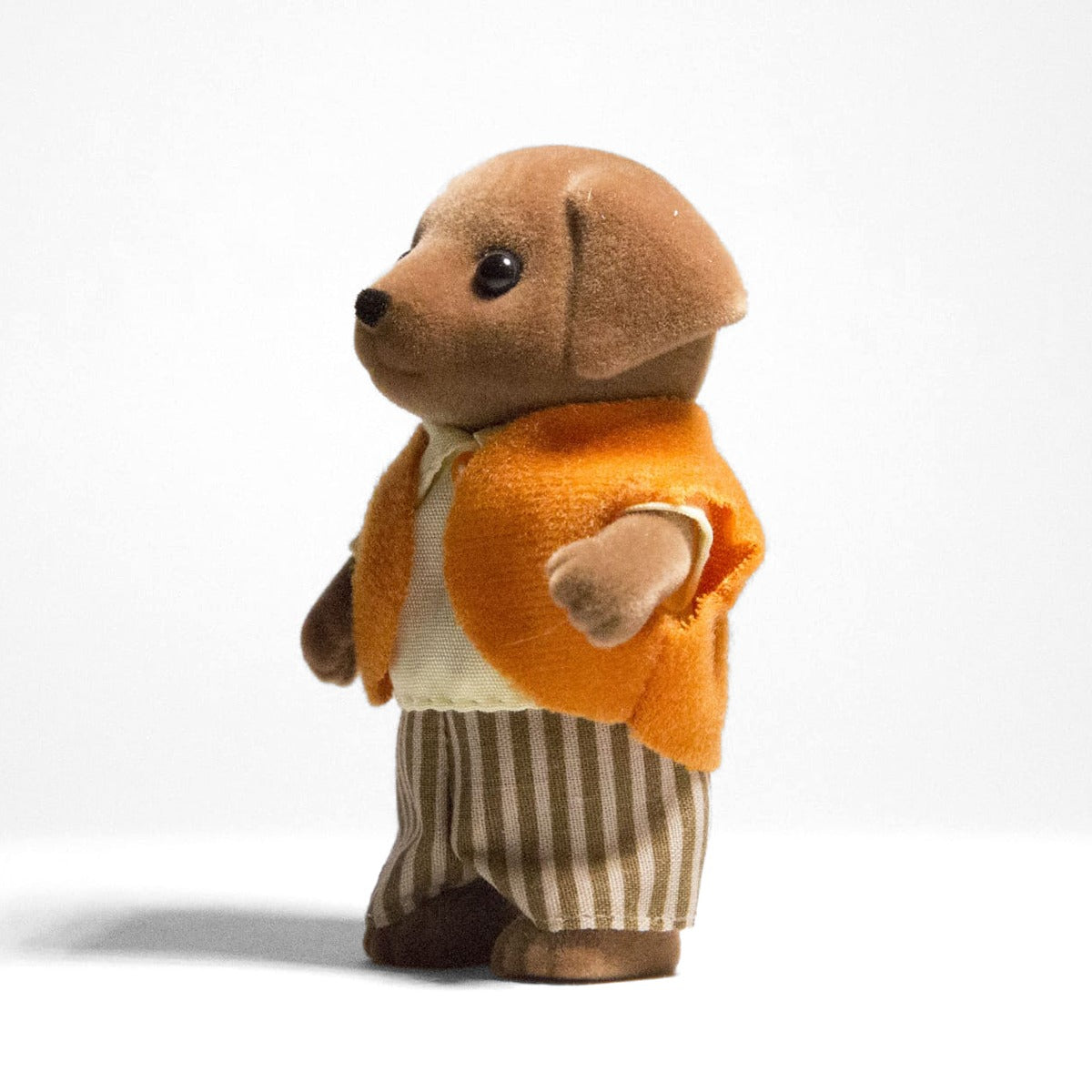 Sylvanian Families Individual Chocolate Labrador Papá
